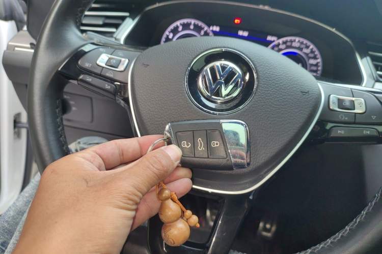 Used Volkswagen FAW-Volkswagen CC 2019 380TSI Yeyan Edition China VI Standard Vehicle Key