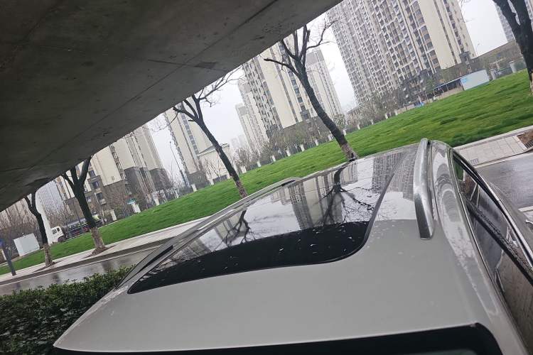 Used Volkswagen Tiguan L 2019 Revised 330TSI Automatic Two-Wheel Drive Smart & Luxury Edition China VI Standard Roof