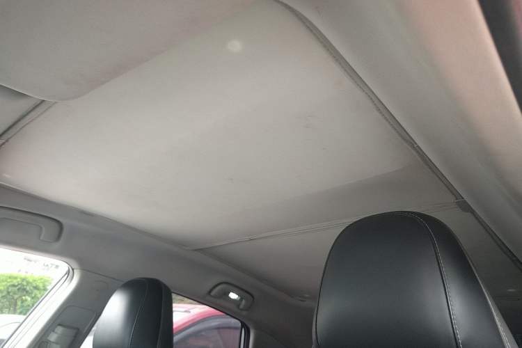 Used AION S Plus 2023 70 Intelligent Edition Lithium Iron Phosphate Headliner