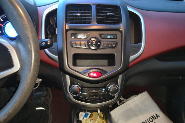 Used CHANGAN Benni 2014 1.4L IMT Luxury Model