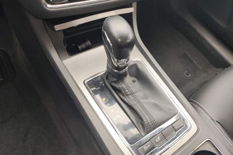 Used Roewe i6 2018 20T Automatic Flagship Edition