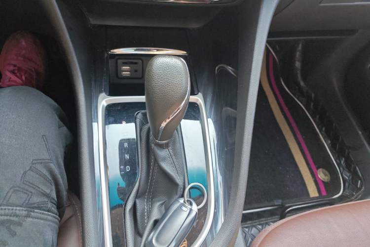 Used Buick GL6 2018 18T 6-Seater Luxury Model