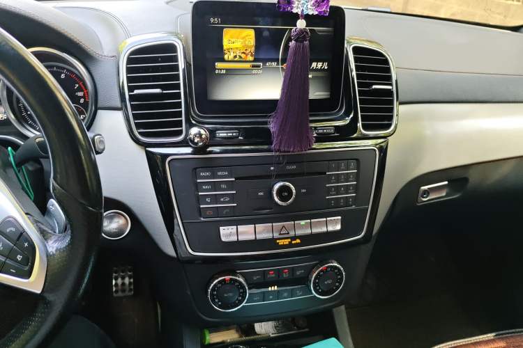 Used Mercedes-Benz GLE 2016 GLE 450 AMG 4MATIC Audio And AC Panel