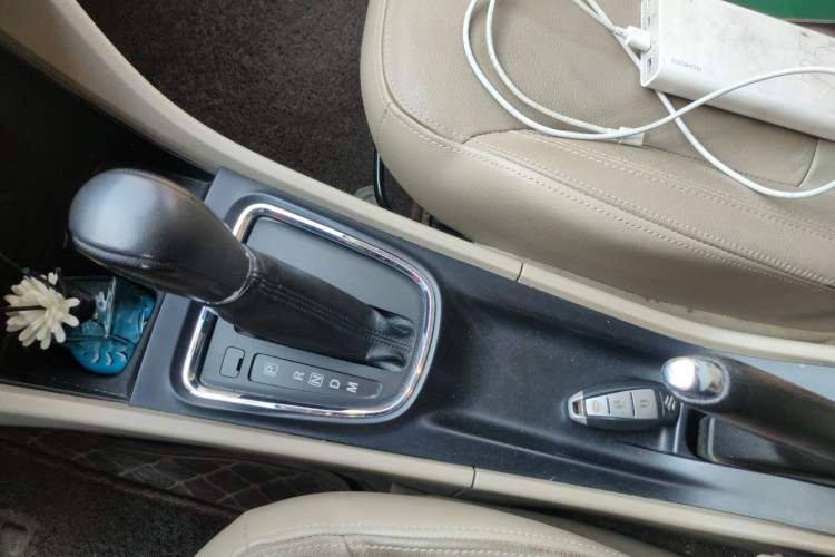 Used Suzuki Alivio 2015 1.6L Automatic Enjoyment Model Gear Lever