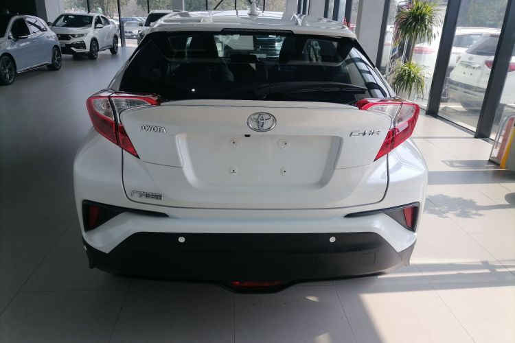 Used Toyota C-HR 2020 2.0L Leading Edition
