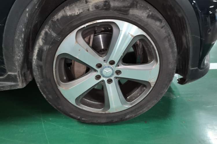 Used Mercedes-Benz GLC 2017 GLC 260 4MATIC Luxury Model