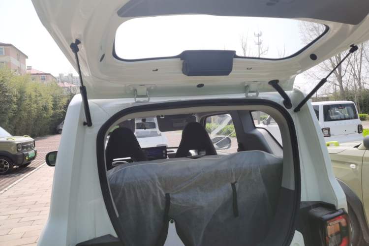 Used Geely Galaxy Panda 2024 Panda Mini 200km Endurance Bear