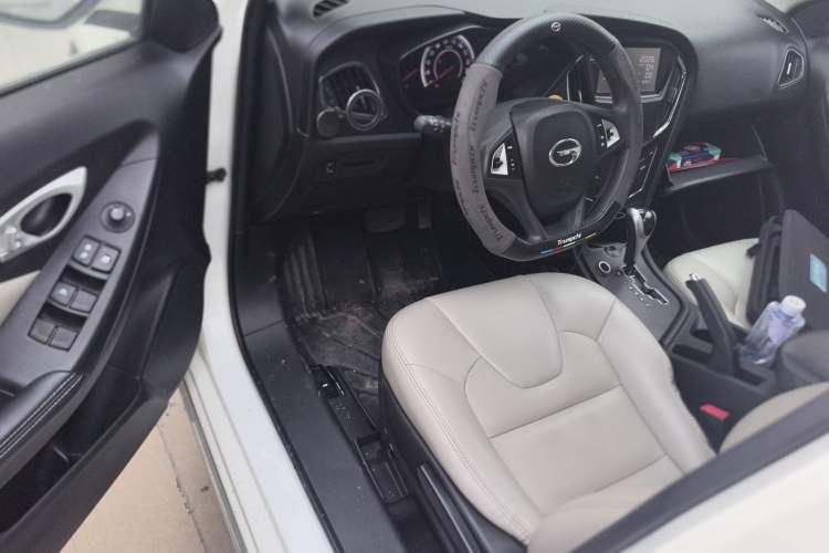 Used GAC Trumpchi GA3S Vision 2014 1.6L Automatic Luxury ESP Version Driver Seat