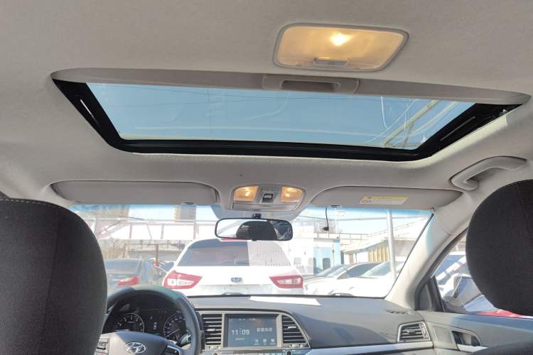 Used Hyundai Elantra (6th Generation / Lingdong) 2016 1.6L Automatic ZhiXuan – Elite Version
