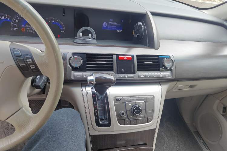 Used Honda Elysion 2015 2.4L VTi-S Prestige Edition