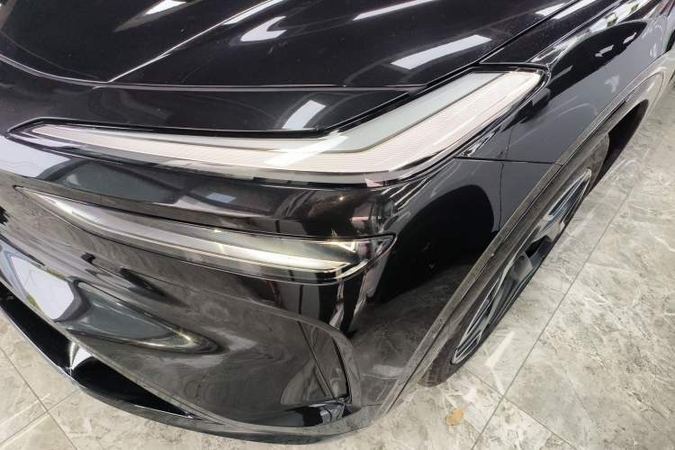 Used ONVO L60 2024 60 kWh Rear-Drive Version Left Front Headlight