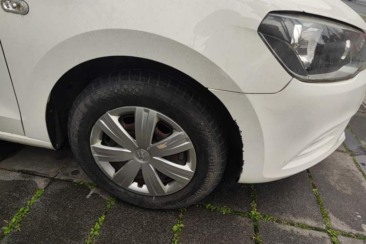 Used Volkswagen Jetta 2015 Value Edition 1.6L Manual Fashionable Style