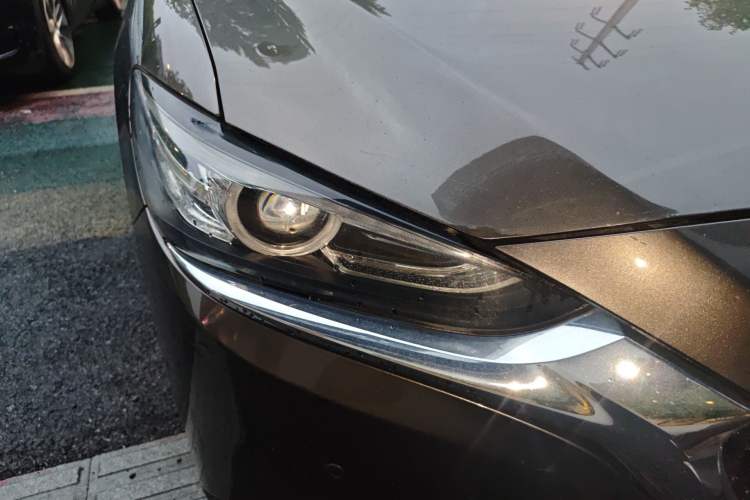 Used Mazda Atenza 2020 2.5L Skyline Sport Edition Right Front Headlight