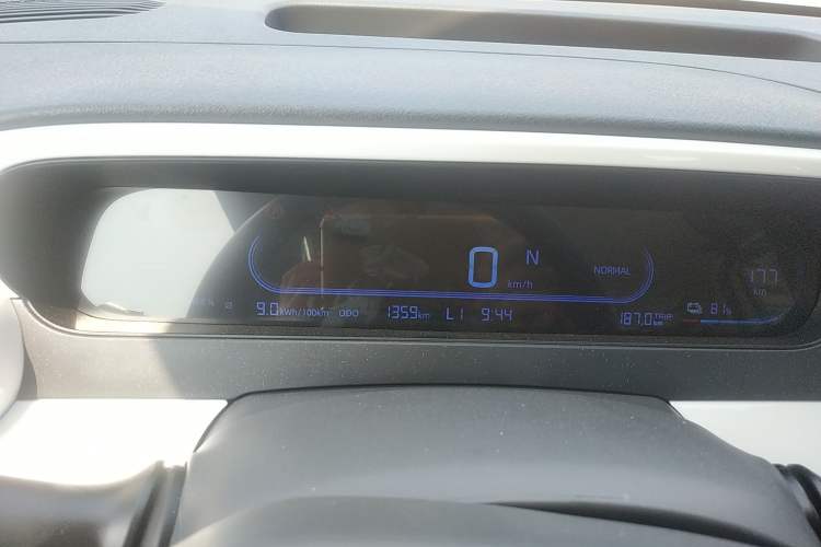 Used Geely Galaxy Panda 2025 210 km – Yuanqi Bear Instrument Cluster