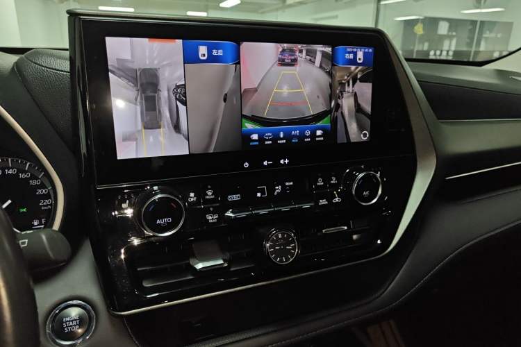 Used Toyota Highlander 2022 380T Four-Wheel Drive Prestige Edition 7-Seater Audio And AC Panel