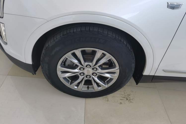 Used Cadillac XT5 2020 28T Luxury Version