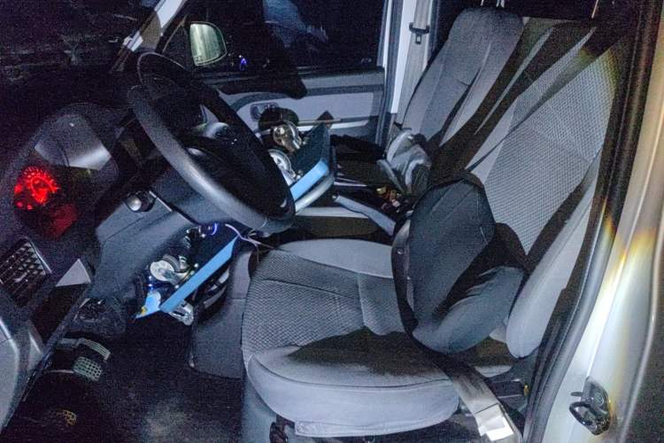 Used Wuling Rongguang 2017 1.5L Extended Basic Version Left Front Seat