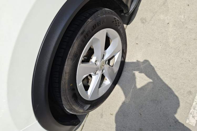 Used Nissan Qashqai 2019 2.0L CVT Smart Enjoyment Version Left Front Wheel Hub