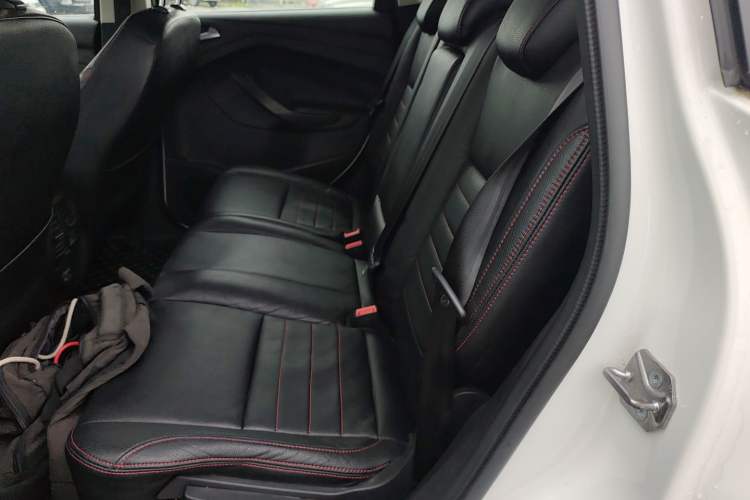 Used Ford Kuga 2015 1.5L GTDi Two-Wheel-Drive Comfort Model