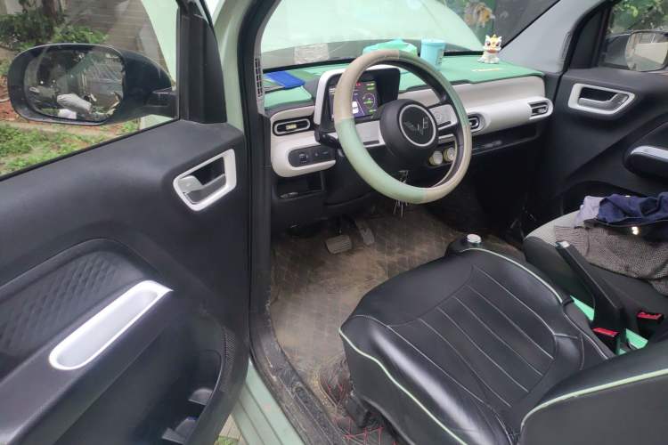 Used Wuling Hongguang MINIEV 2024 3rd Generation 215km Youth Edition
