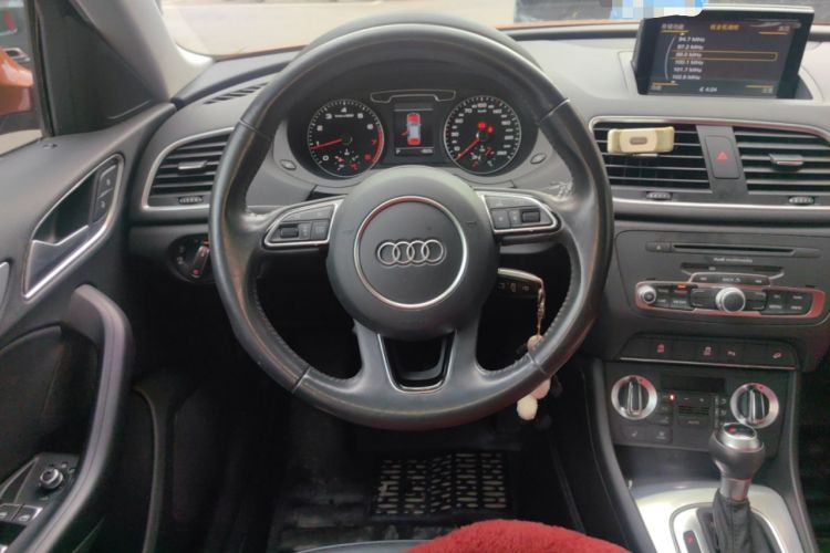 Used Audi Q3 2015 35 TFSI quattro Technology Edition
