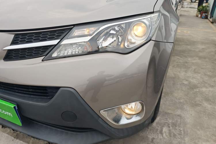 Used Toyota RAV4 2015 2.0L Manual Two-Wheel Drive Urban Edition