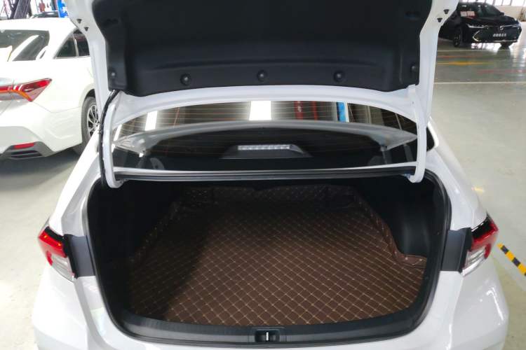 Used Toyota Corolla 2024 1.8L Smart Electric Hybrid Dual-Engine Elite Edition