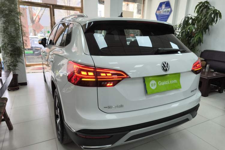 Used Volkswagen Tayron 2021 330TSI Two-Wheel Drive 30th Anniversary Edition
