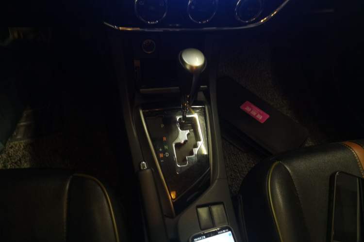 Used Toyota Corolla 2017 1.6L CVT GL Gear Lever