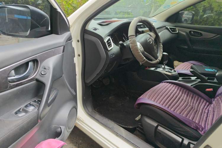 Used Nissan Qashqai 2016 1.2T CVT Fashion Edition Driver Seat