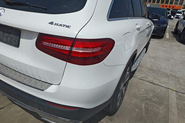Used Mercedes-Benz GLC 2016 GLC 300 4MATIC Dynamic Model
