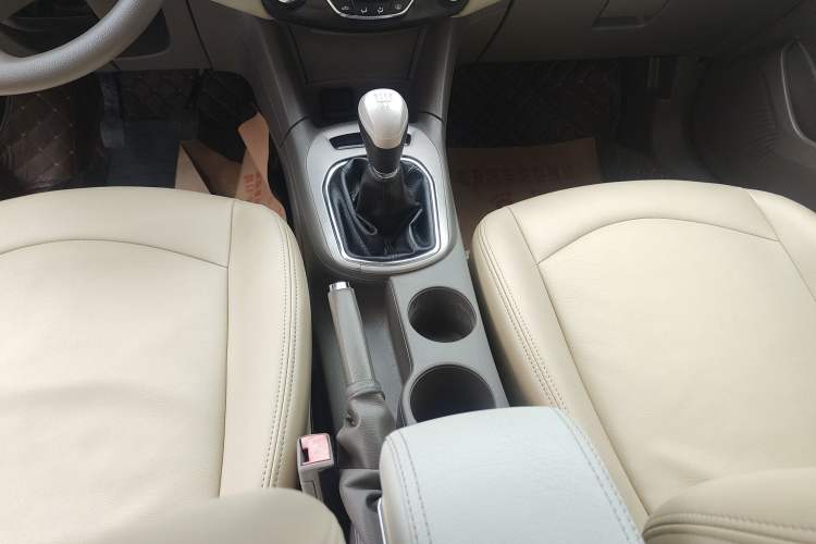 Used Chevrolet Cruze 2015 1.5L Manual Fashion Edition
