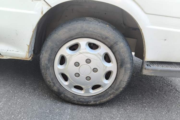 Used Jinbei Hiace 2018 2.0L Fifth-Generation Kuaiyun Luxury Standard Top 6-Seater V19S
