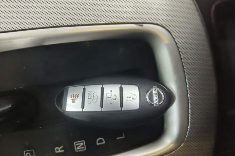 Used Nissan Sylphy 2014 1.6XV CVT Deluxe Edition