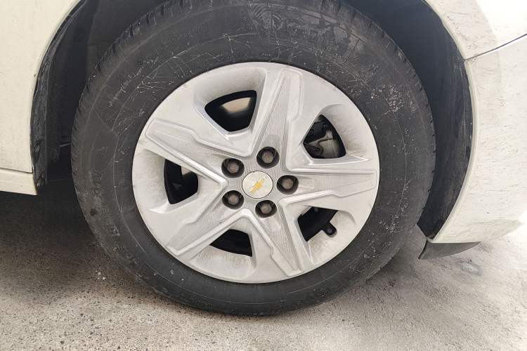 Used Chevrolet Cavalier 2019 320 Automatic Enjoyment with Sunroof