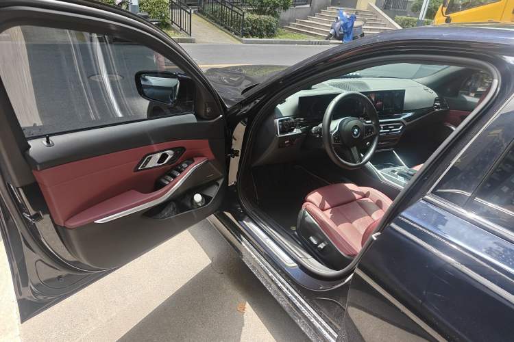 Used BMW 3 Series 2023 330i M Sport Night Edition Package
