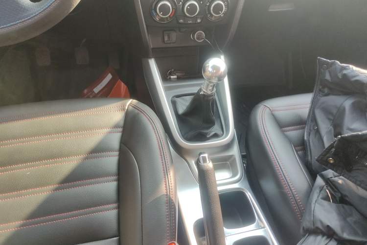 Used Suzuki Vitara 2016 1.6L Manual Two-Wheel Drive Entry-Level Trim
