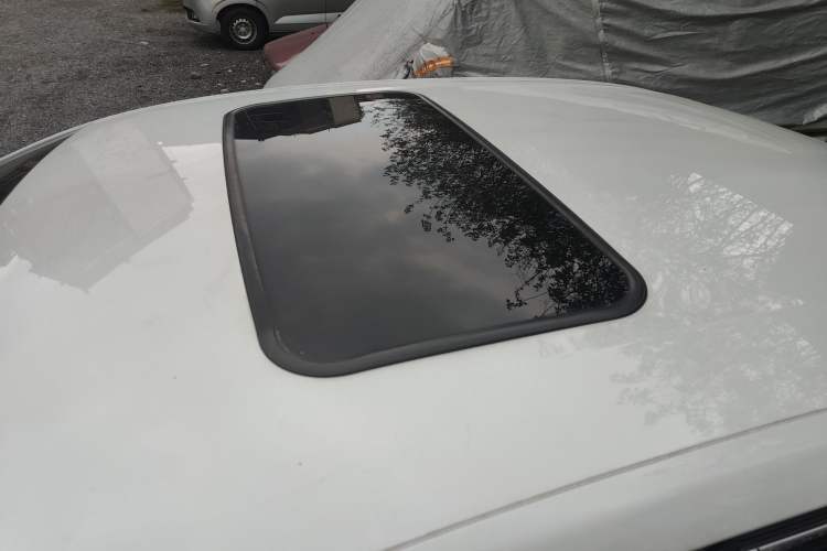 Used Peugeot 408 2016 1.6T Automatic Luxury Edition Roof