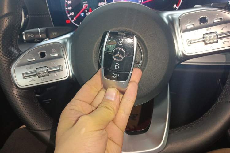 Used Mercedes-Benz E-Class (Import) 2020 E 260 Coupe