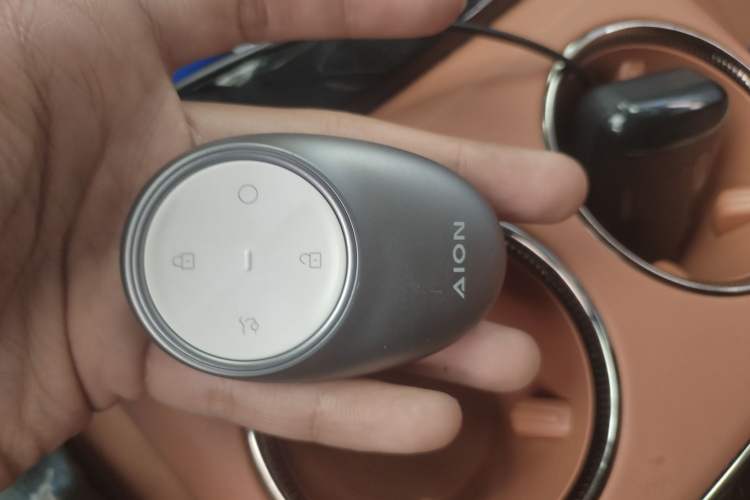 Used AION V 2024 Aion Tyrannosaurus 650 Smart Luxury Edition