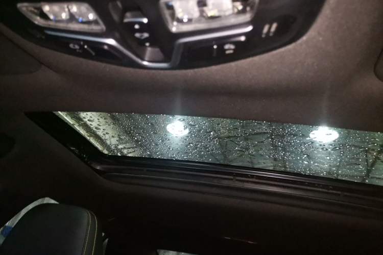 Used GAC Trumpchi EMPOW 2023 270T DCT J15 Version Headliner