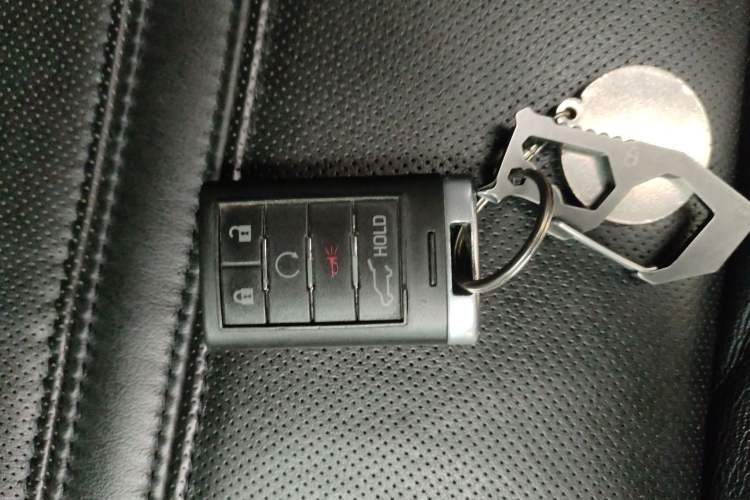 Used Cadillac SRX 2014 3.0L Elite Model Vehicle Key