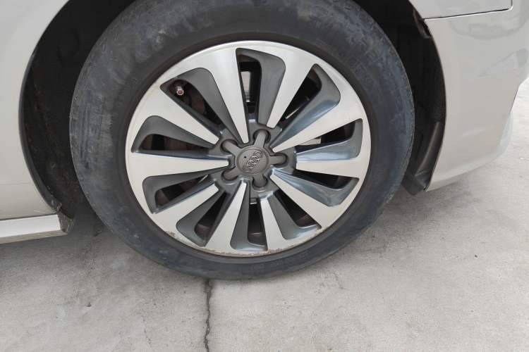 Used Audi A6L 2016 30 FSI Comfort Version Right Front Wheel Hub