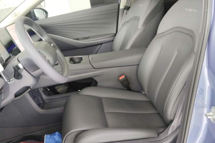 Used Nissan N6 2026 Model 180 Max Left Front Seat