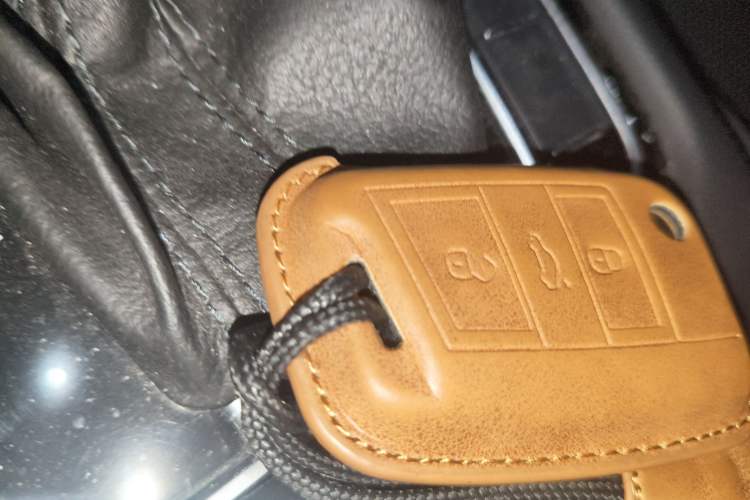 Used Volkswagen FAW-Volkswagen CC 2023 Hunting Vehicle 380TSI Hunter's Heart Edition
