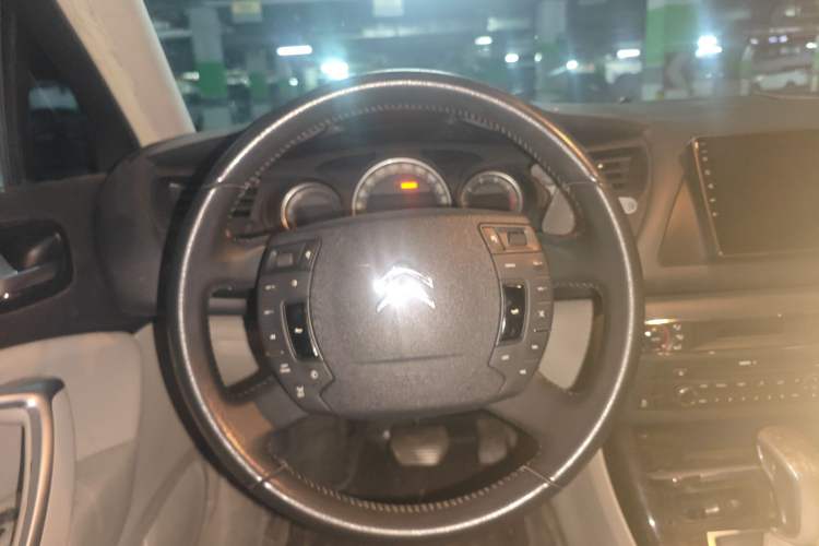 Used Citroen C5 2014 2.0L Automatic Zunyue Model