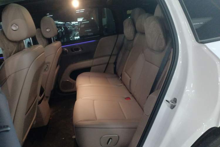 Used Li Auto Li Auto i6 2025 Model Two-Wheel-Drive Standard Type