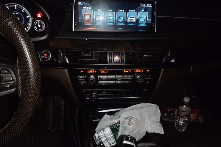 Used BMW X5 2017 xDrive28i
