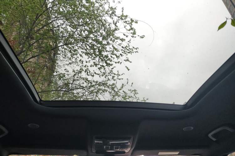 Used Land Rover Defender 2024 110 3.0T P400 X-DYNAMIC HSE Headliner