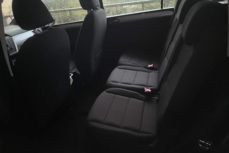 Used Volkswagen Touran 2018 Volkswagen Touran L 1.6L Manual Trend Edition Left Rear Seat